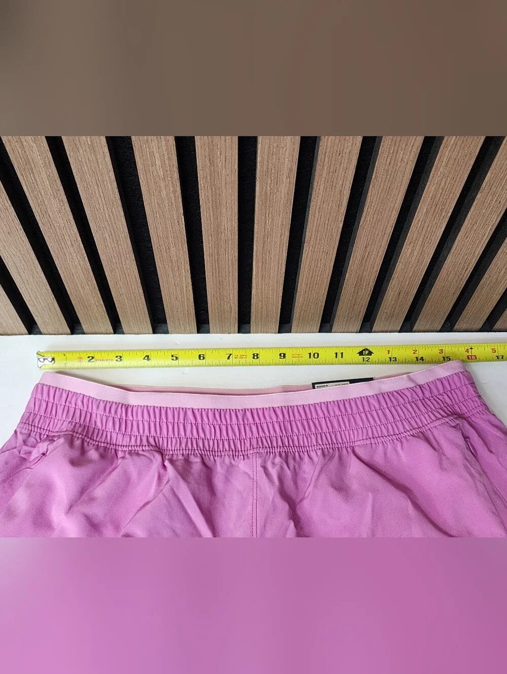 Tek Gear Workout Gear Mid Rise Shorts Pink Women's Size L NEW